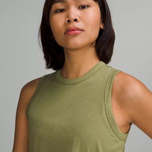 NWT CLASSIC FIT COTTON BLEND TANK SIZE 6